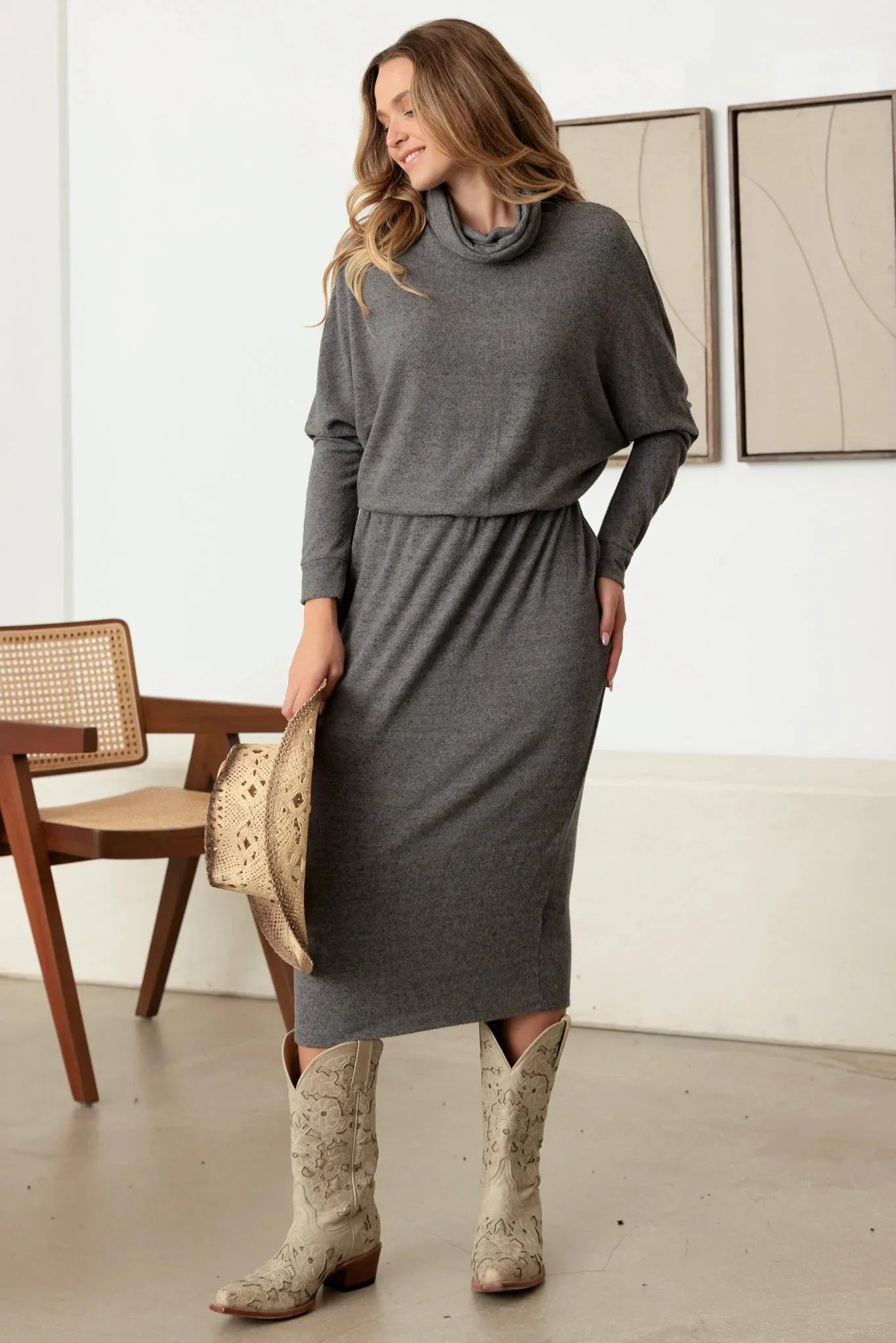 Turtleneck Elastic Waist Long Sleeve Midi Dress